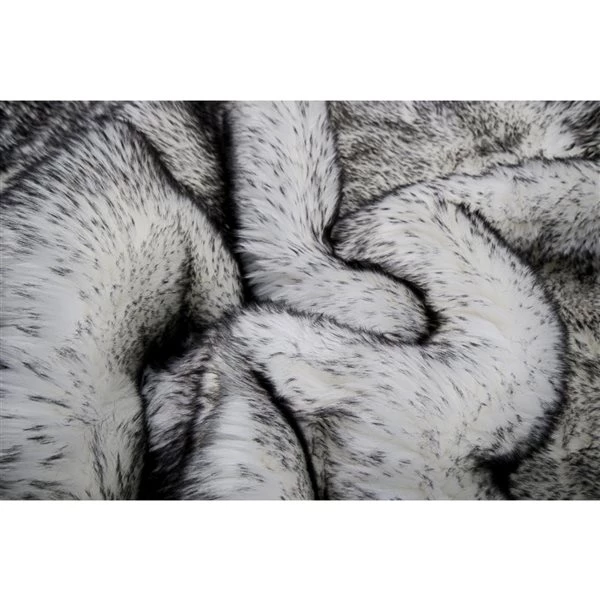 A&E Bath & Shower 2-ft x 3-ft Grey Tip Faux Sheepskin Plush Rectangular Indoor Solid Rug 5 A&E Bath & Shower 2-ft x 3-ft Grey Tip Faux Sheepskin Plush Rectangular Indoor Solid Rug - Image 3